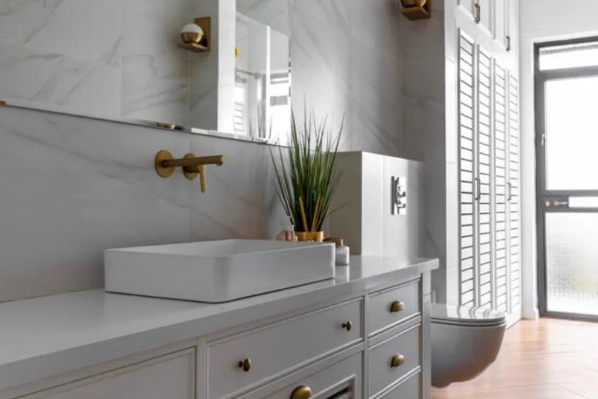 Why Hiring a Professional Contractor is Key for a Successful Bathroom Remodel